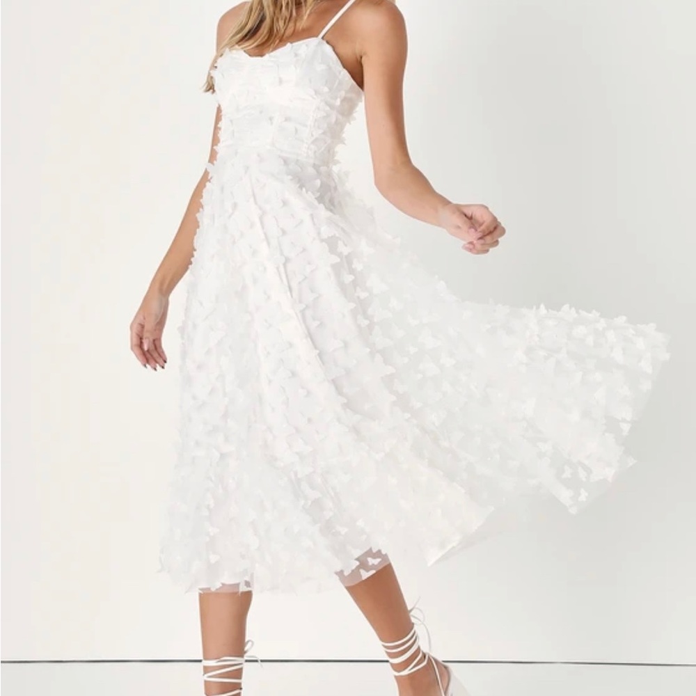 Lulu’s White Butterfly Dress - Picture 2 of 3